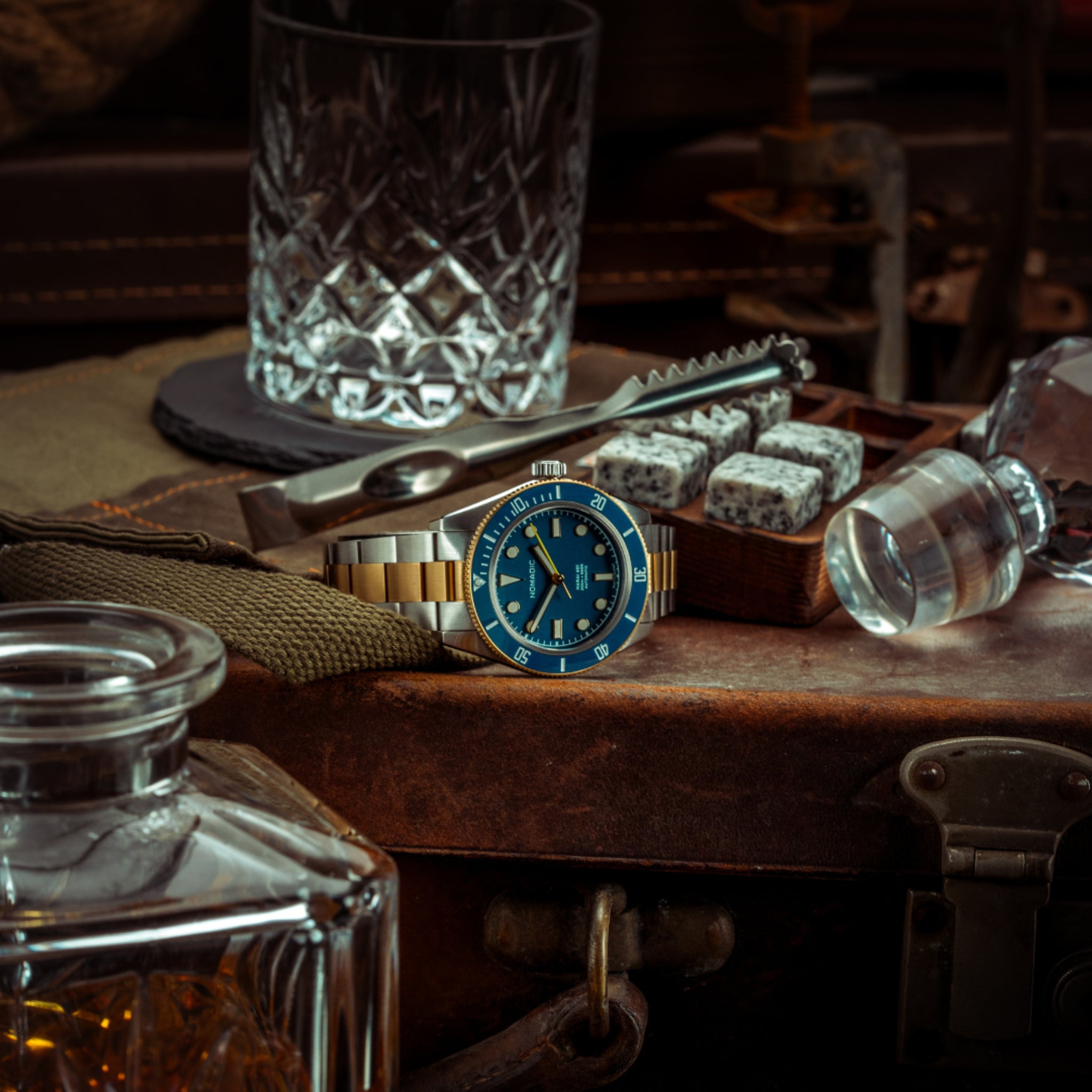 Deep Ocean Blue - Maraí 401 Prestige - 18K Gold Dive Watch