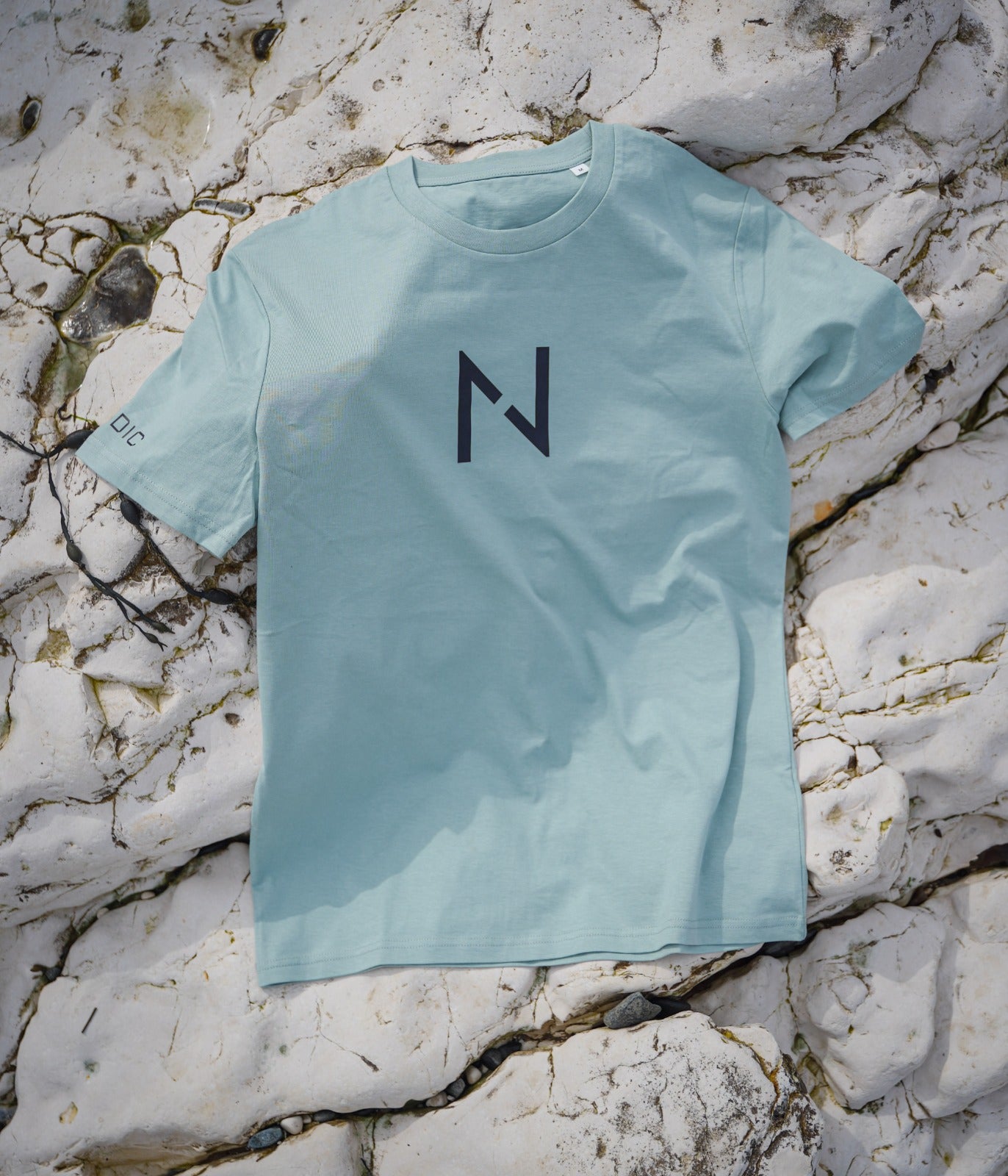 Wayfinder Tee