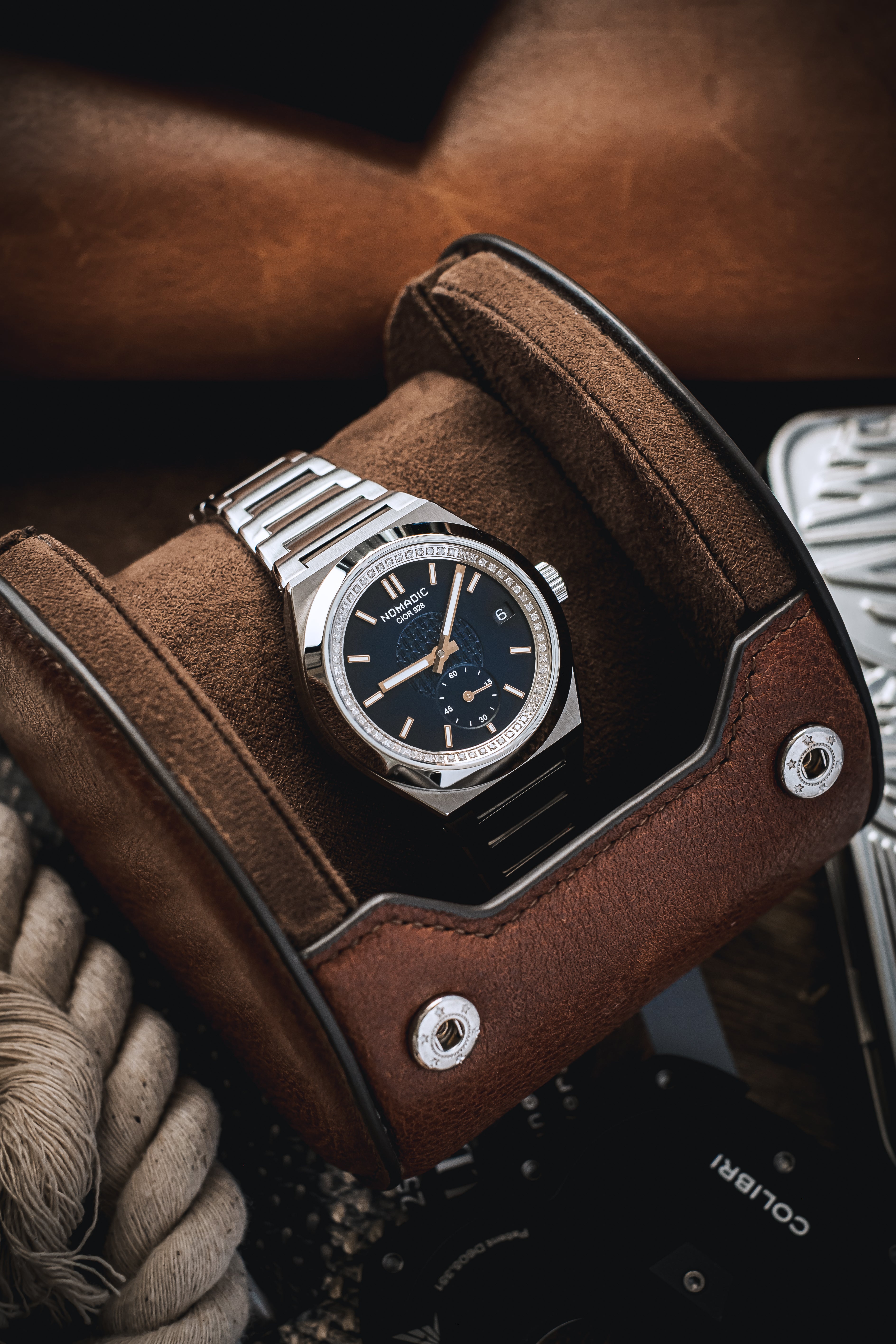 Cíor 928 - Navy and Gold with diamonds - Luxury Sports Watch (36mm)