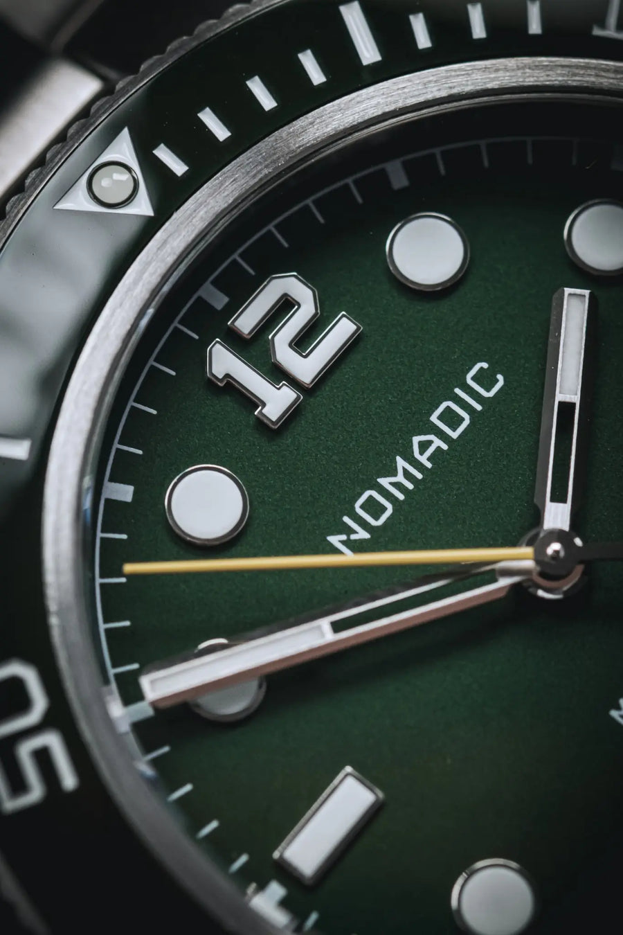Emerald Abyss - Maraí 401 - 40mm Dive Watch (2026 Edition)