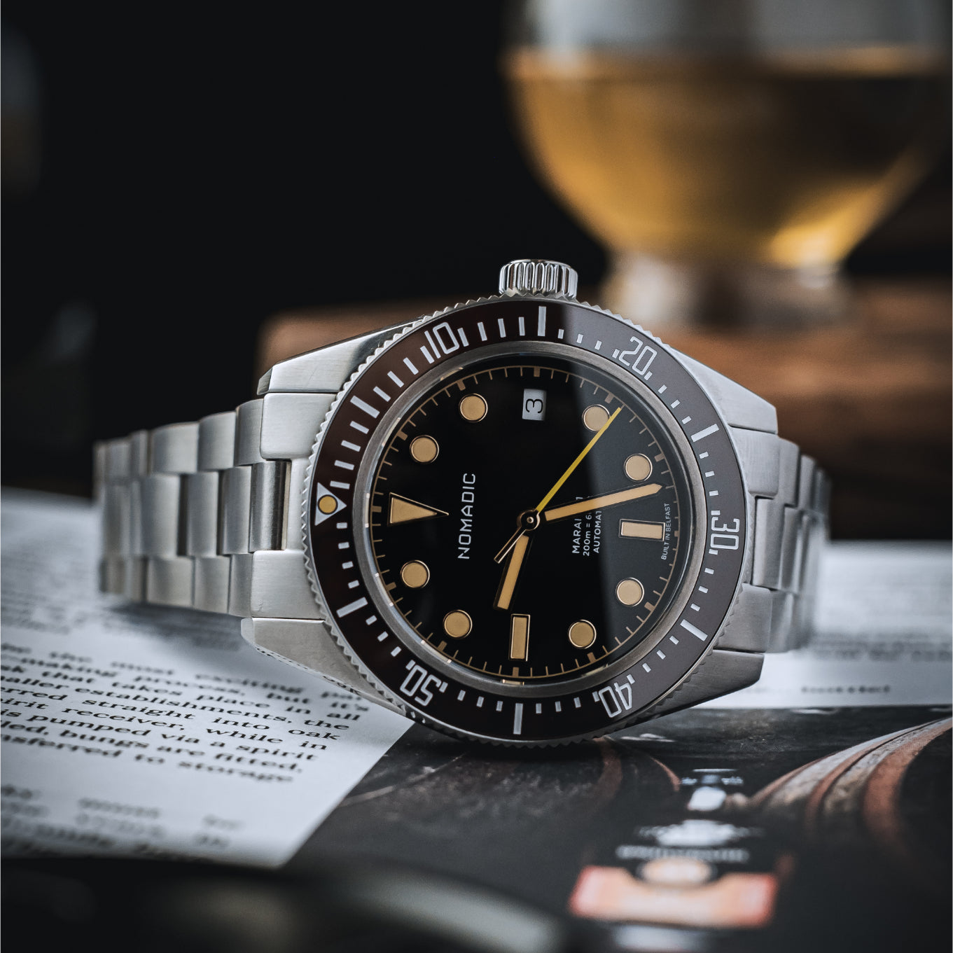 Crimson Dawn - Maraí 401 - Dive Watch