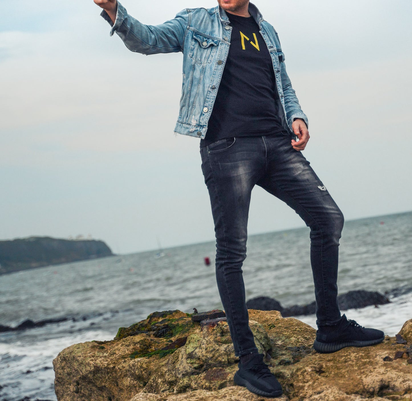 Wayfinder Tee