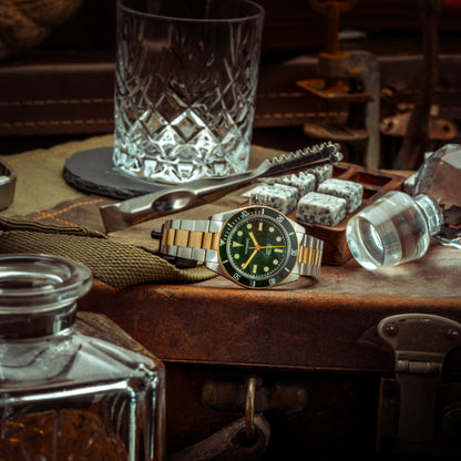 Emerald Abyss - Maraí 401 Prestige - 18K Gold Dive Watch