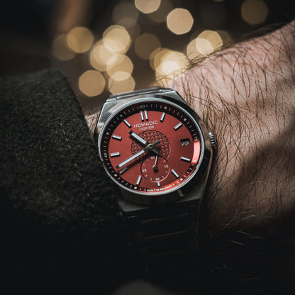 Cíor 928 - Crimson Dawn - Luxury Sports Watch (36mm)
