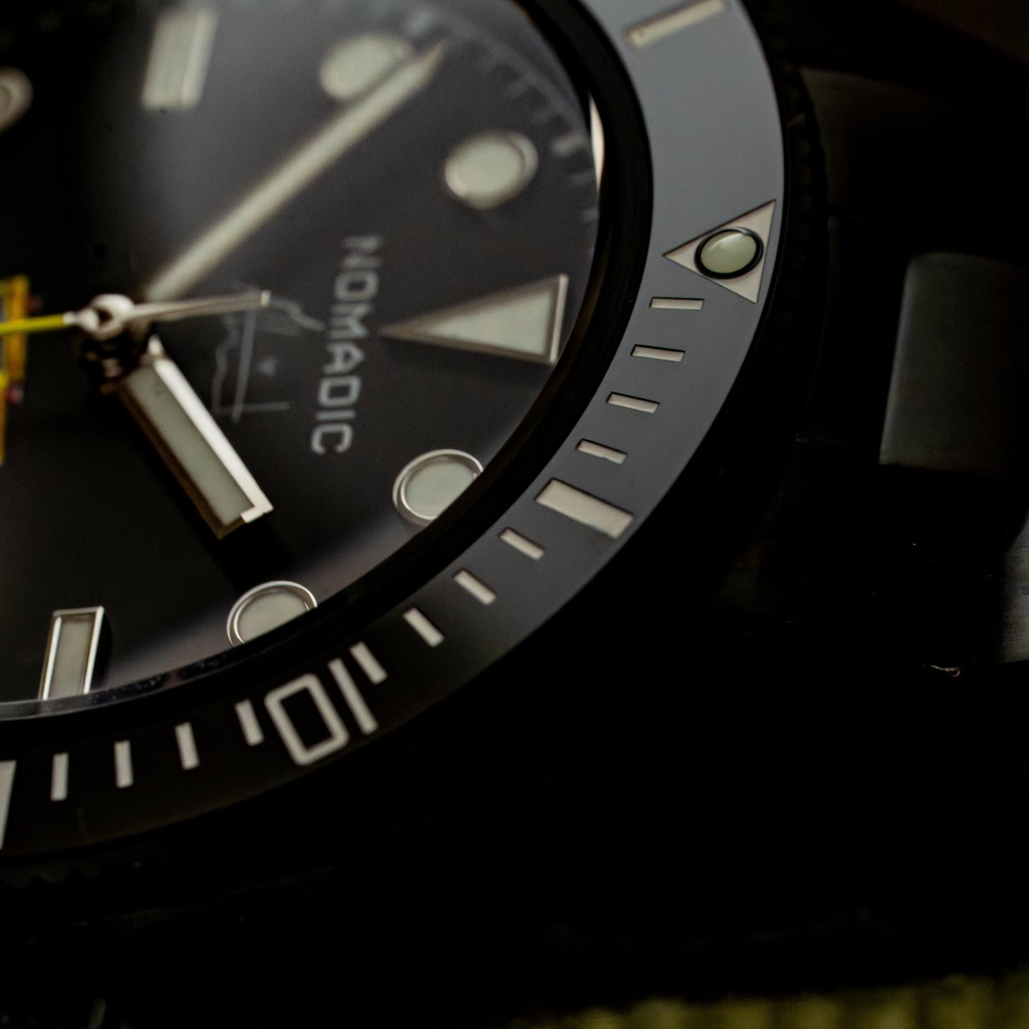 Nomadic x AJ Laird - No Place Like Home - Limited Edition Dive Watch (40mm)