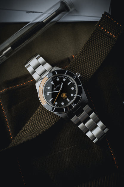 Amber Army Pitch-Master - Football / Soccer Timing Watch - Carrick Rangers FC