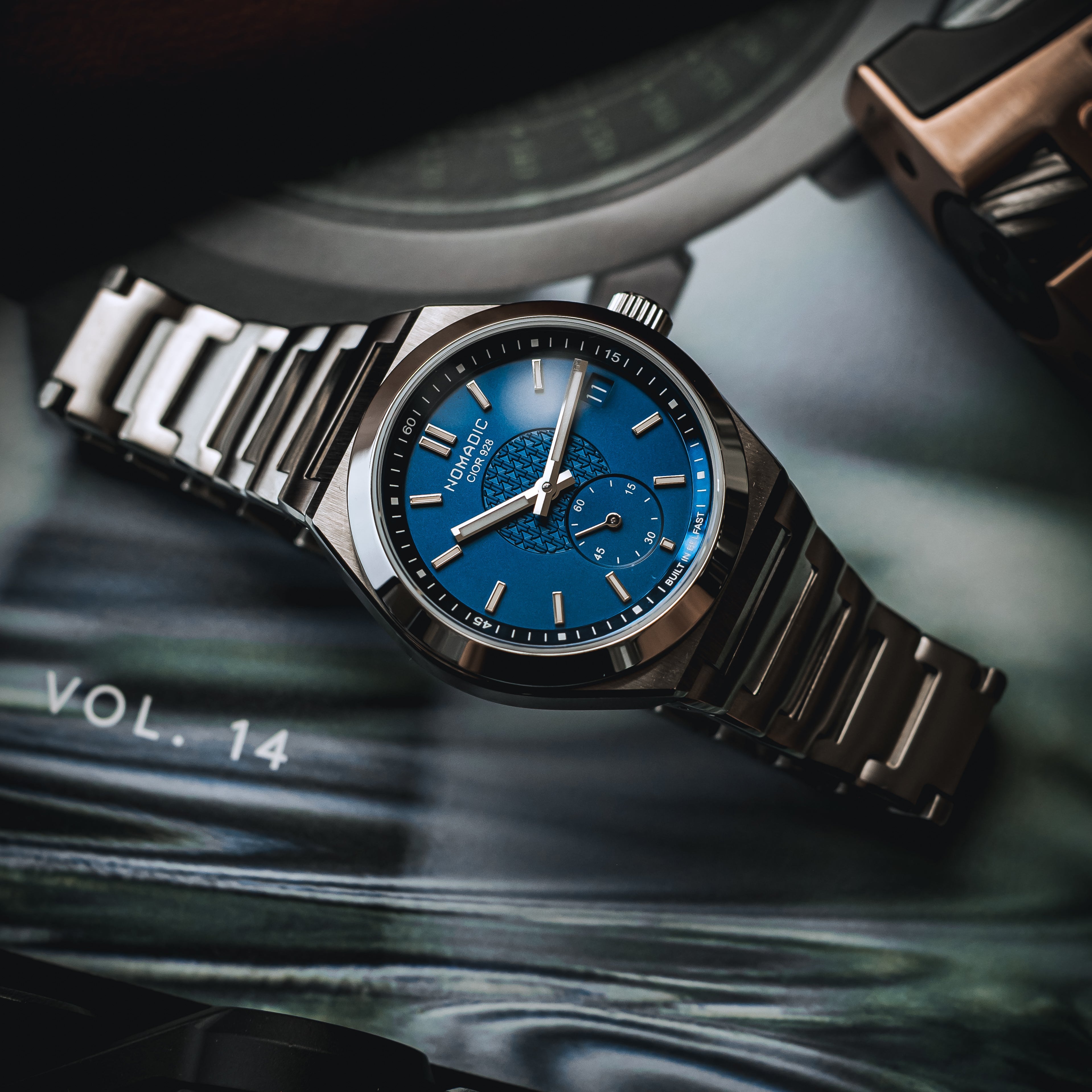 Cíor 928 - Ocean Blue - Luxury Sports Watch (36mm)