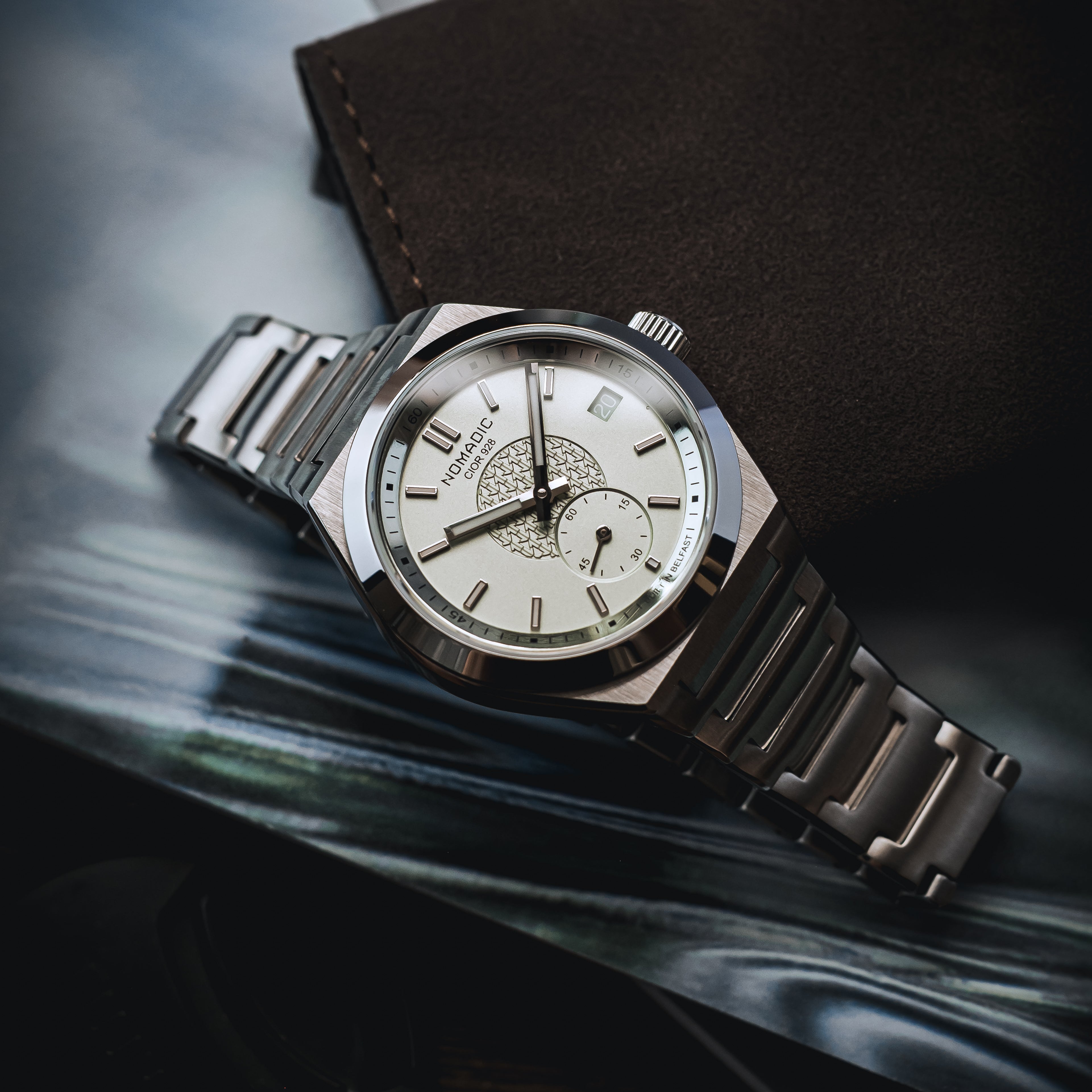 Cíor 928  - Mint Green - Luxury Sports Watch (36mm)