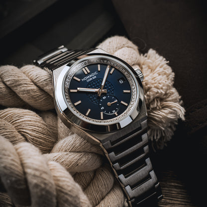 Cíor 928 - Navy and Gold with diamonds - Luxury Sports Watch (36mm)