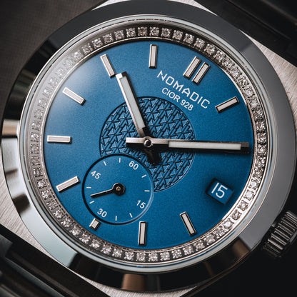 Cíor 928 - Ocean Blue with diamonds - Luxury Sports Watch (36mm)