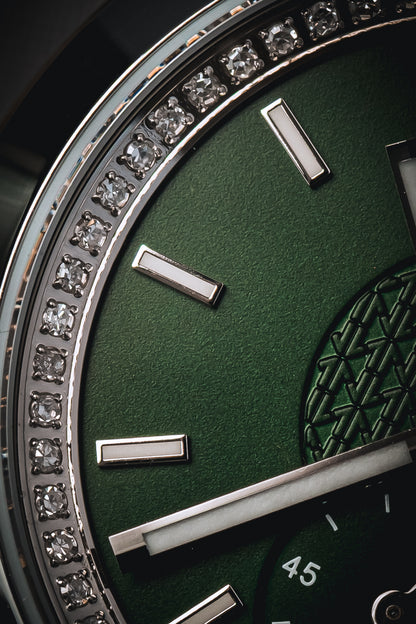Cíor 928 - Emerald Abyss with Diamonds - Luxury Sports Watch (36mm)