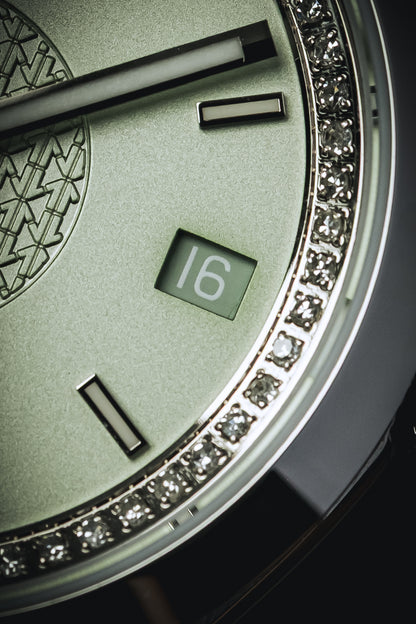Cíor 928 - Mint Green with diamonds - Luxury Sports Watch (36mm)