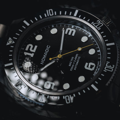 Brú 750 - 42mm Ti5 Deep Dive - Pitch Black