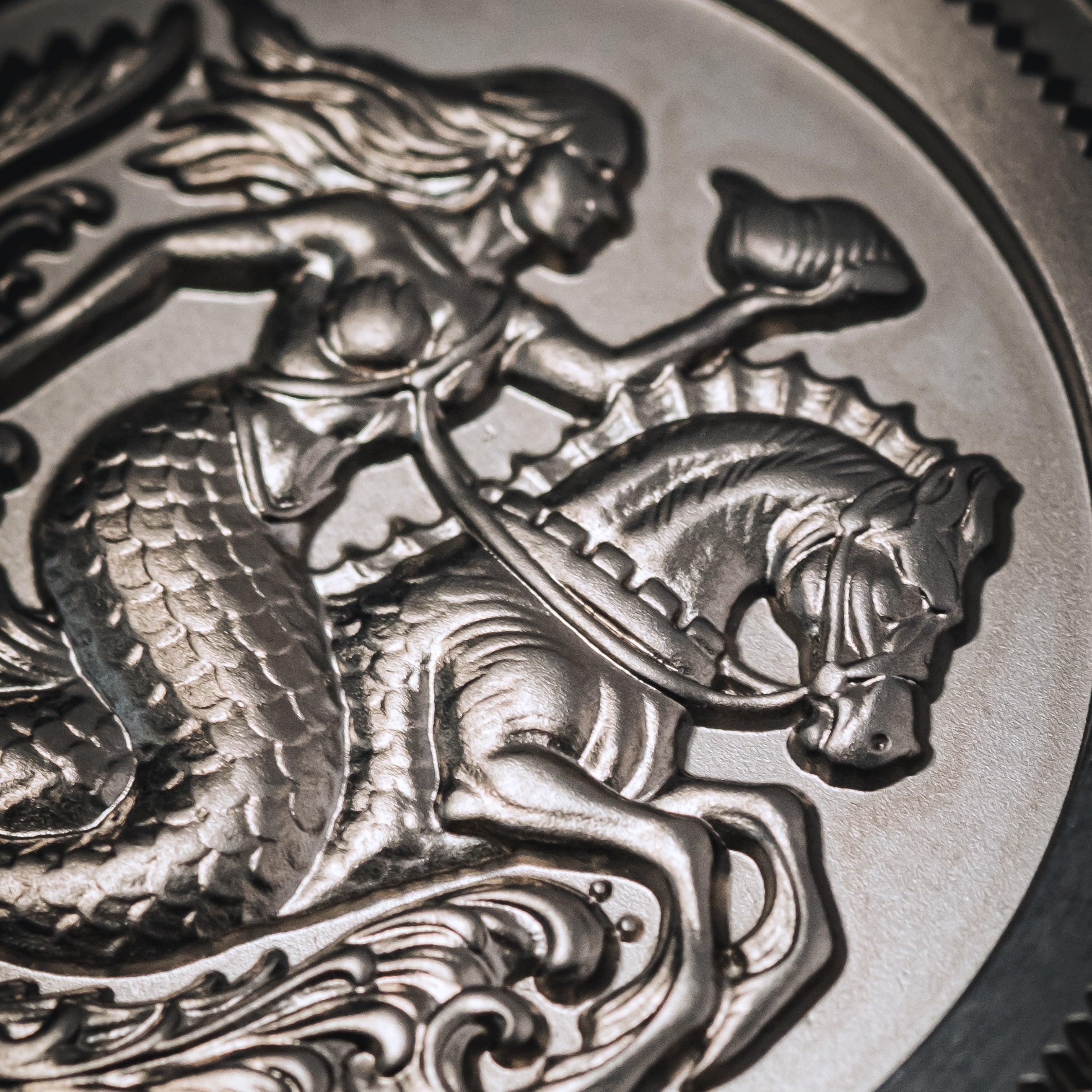 Brú 750 - 42mm Ti5 Deep Dive - Deep Ocean Blue