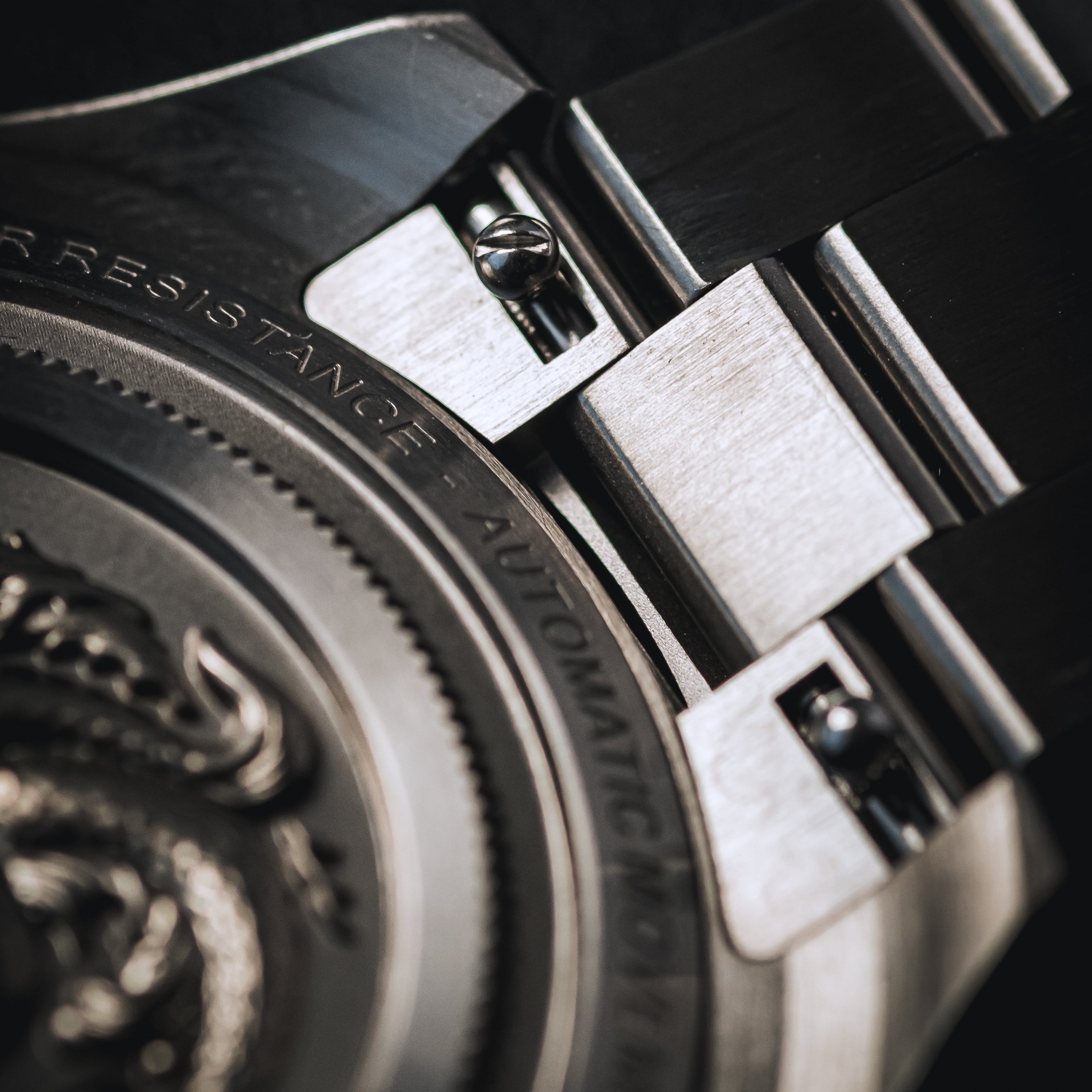 Brú 750 - 42mm Ti5 Deep Dive - Deep Ocean Blue