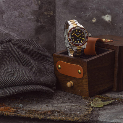 Crimson Dawn - Maraí 401 Prestige - 18K Gold Dive Watch