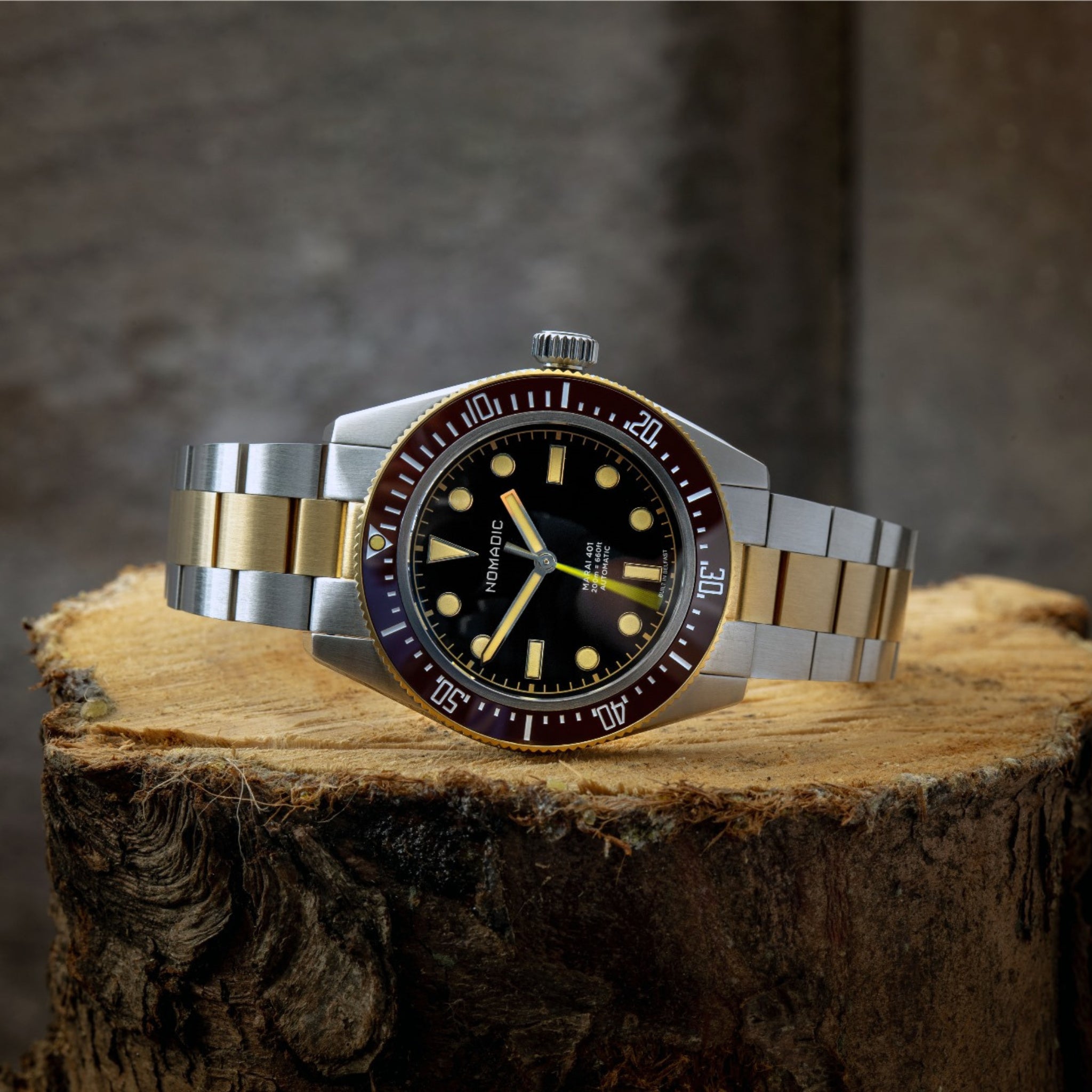 Crimson Dawn - Maraí 401 Prestige - 18K Gold Dive Watch