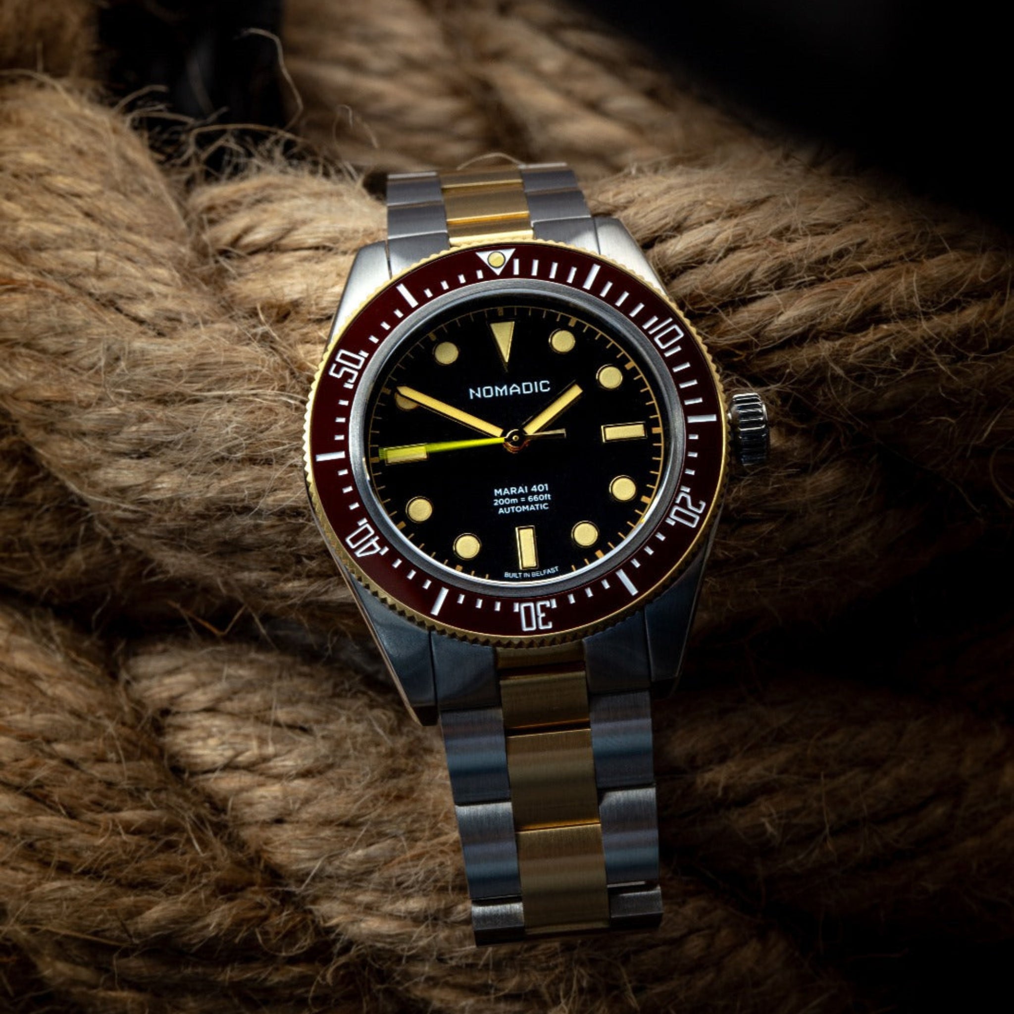 Crimson Dawn - Maraí 401 Prestige - 18K Gold Dive Watch