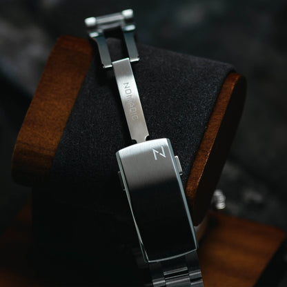 Deep Ocean Blue - Maraí 401 - Dive Watch