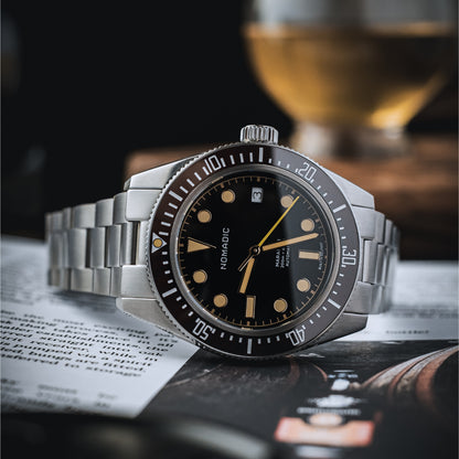 Crimson Dawn - Maraí 401 - Dive Watch