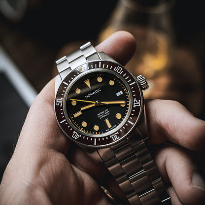 Crimson Dawn - Maraí 401 - Dive Watch