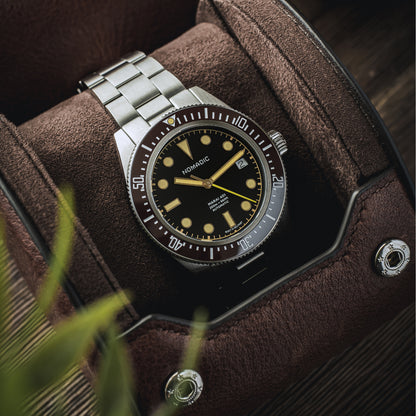 Crimson Dawn - Maraí 401 - Dive Watch