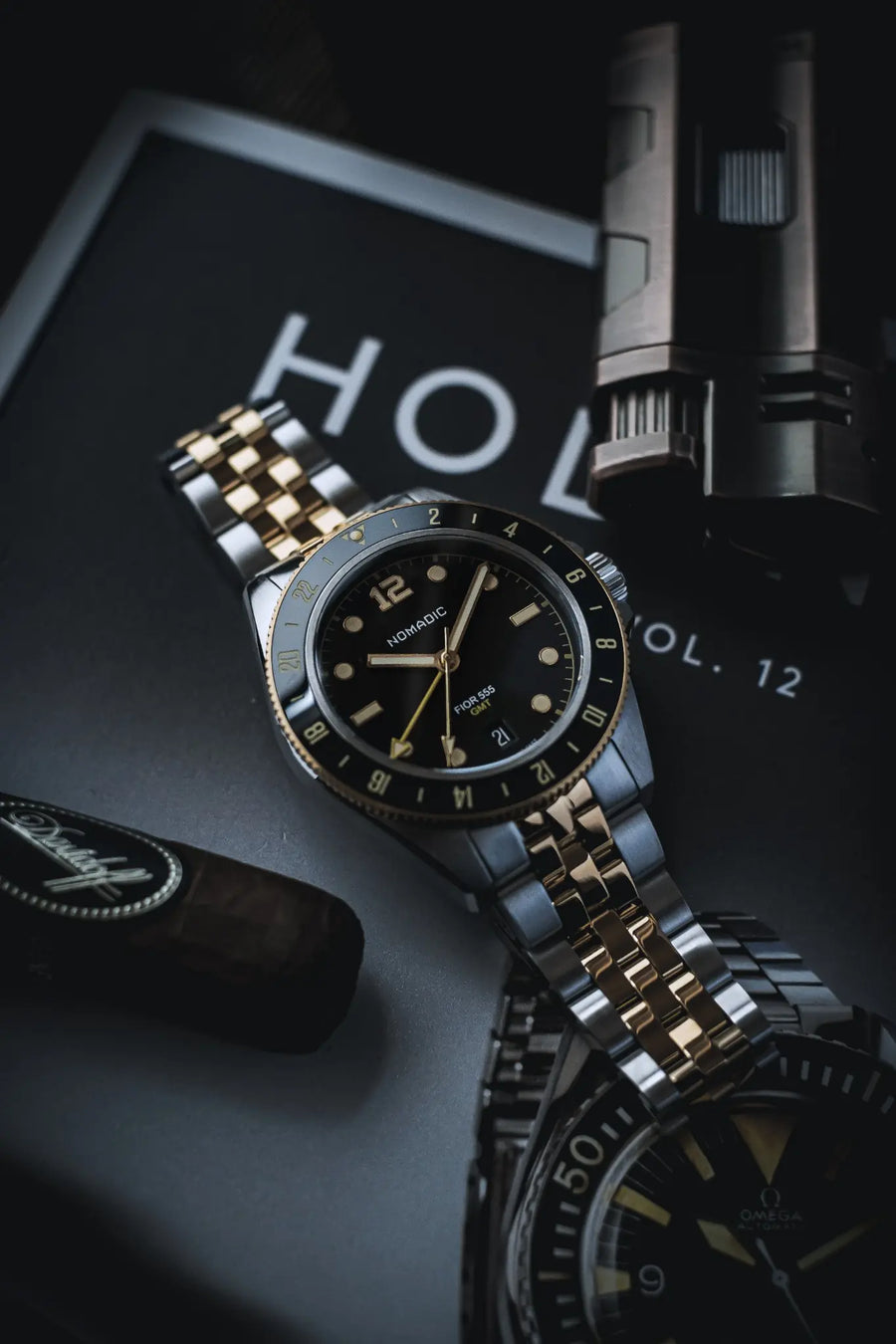 Fíor 555 Prestige - 18k Gold (PVD) GMT Watch (41mm) - Classic Black and Gold