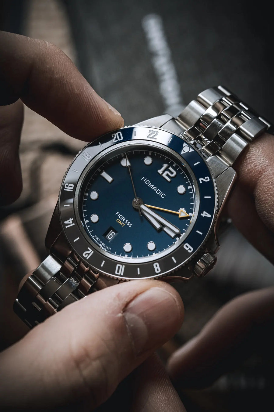 Fíor 555 - GMT Watch (41mm) - Deep Ocean Blue