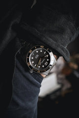 Classic Black and Gold - Maraí 401 Compact - 36mm Dive Watch (2026 Edition)